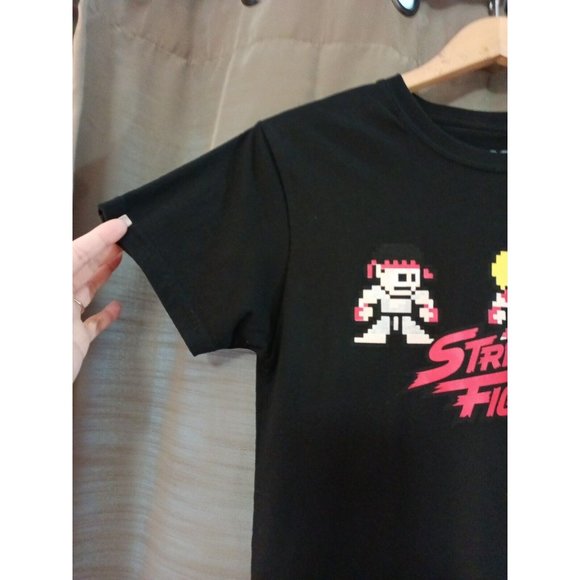 Women's Capcom Street Fighter Gamer Black T-shirt Size Small - Picture 3 of 6